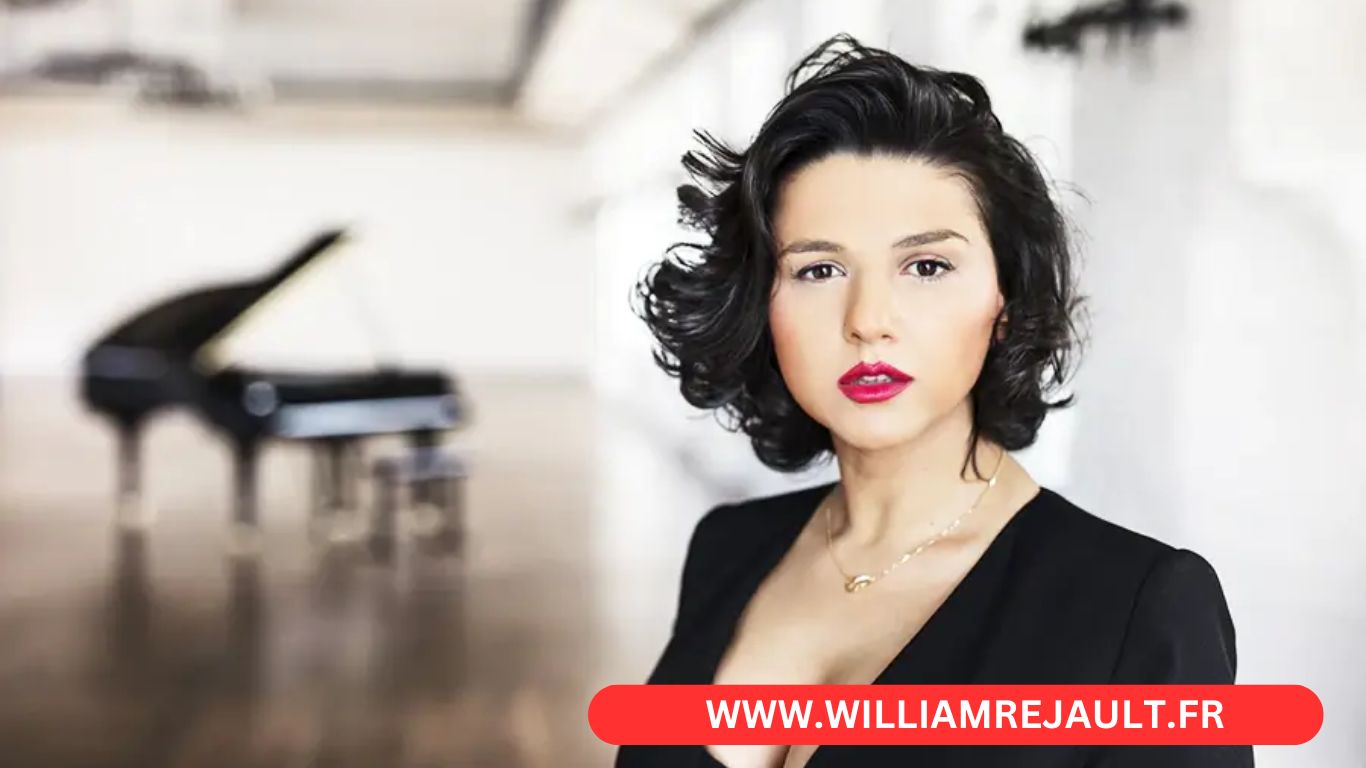 Khatia Buniatishvili : Pianiste Virtuose à la Philharmonie de Paris - Compagnon 2023