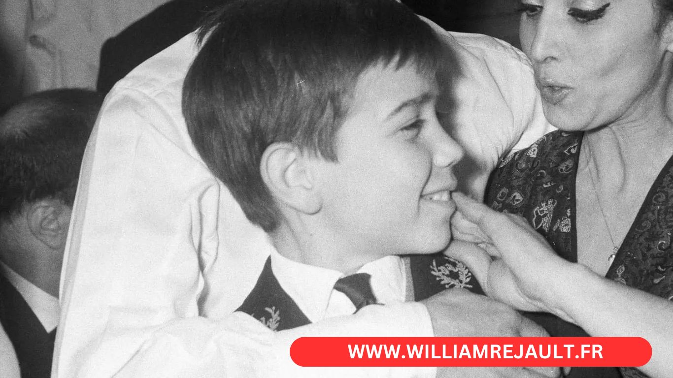 Charles Aznavour Fils Né En 1952