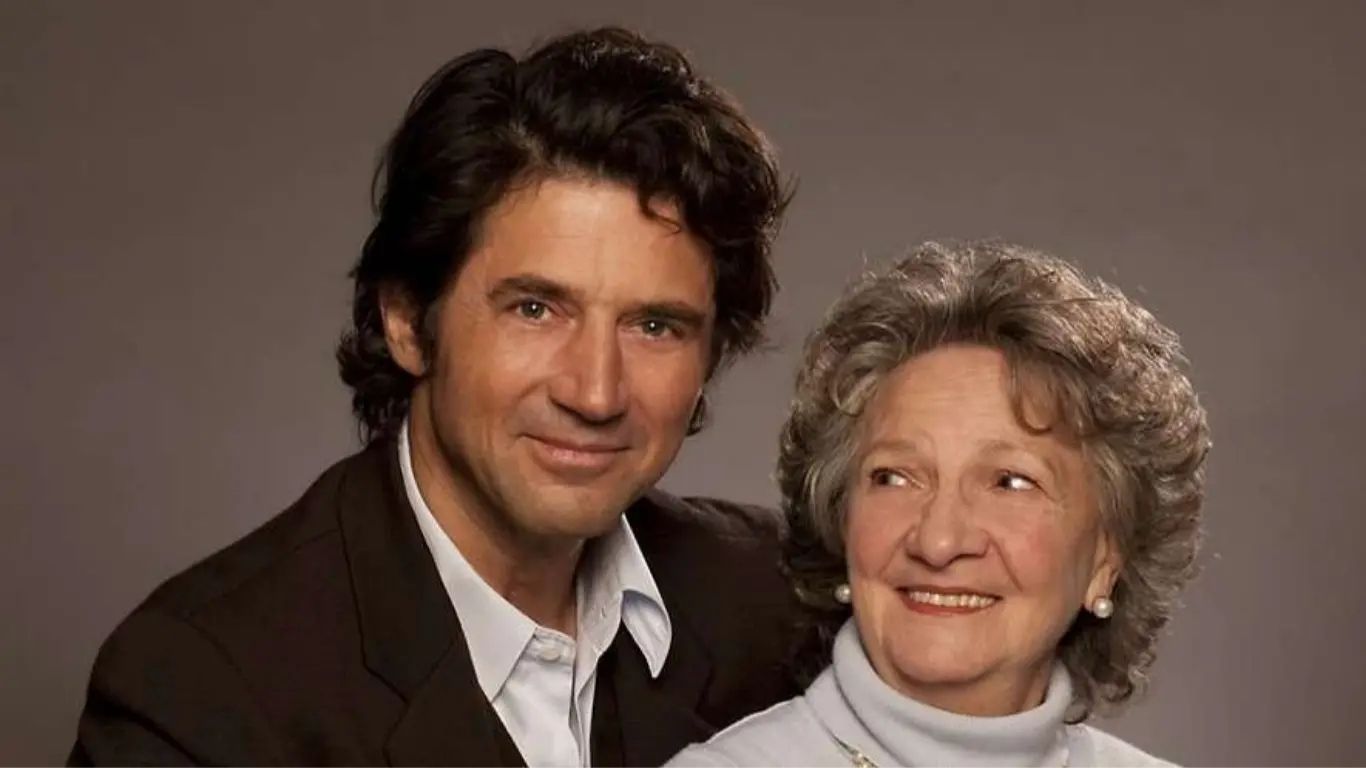 Marthe Villalonga et son fils