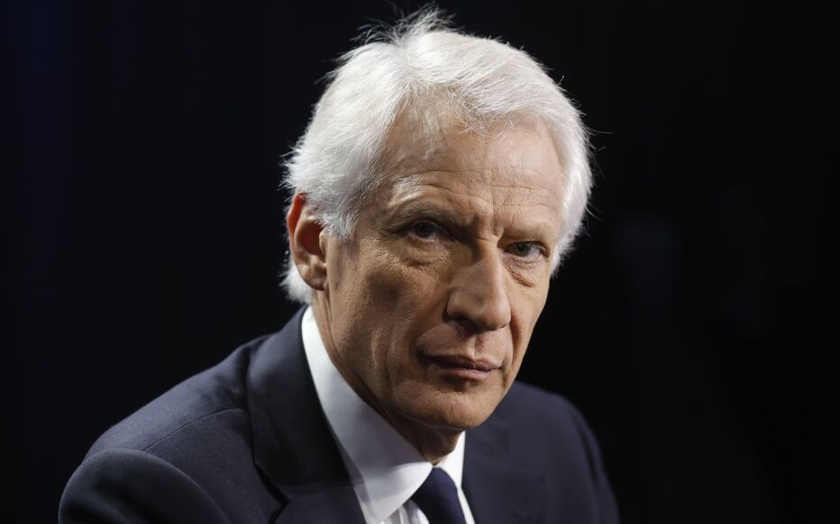 Dominique De Villepin Jeune