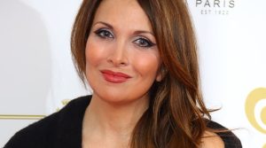 Quel âge a Hélène Ségara ?