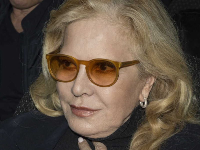 Sylvie Vartan Chirurgie