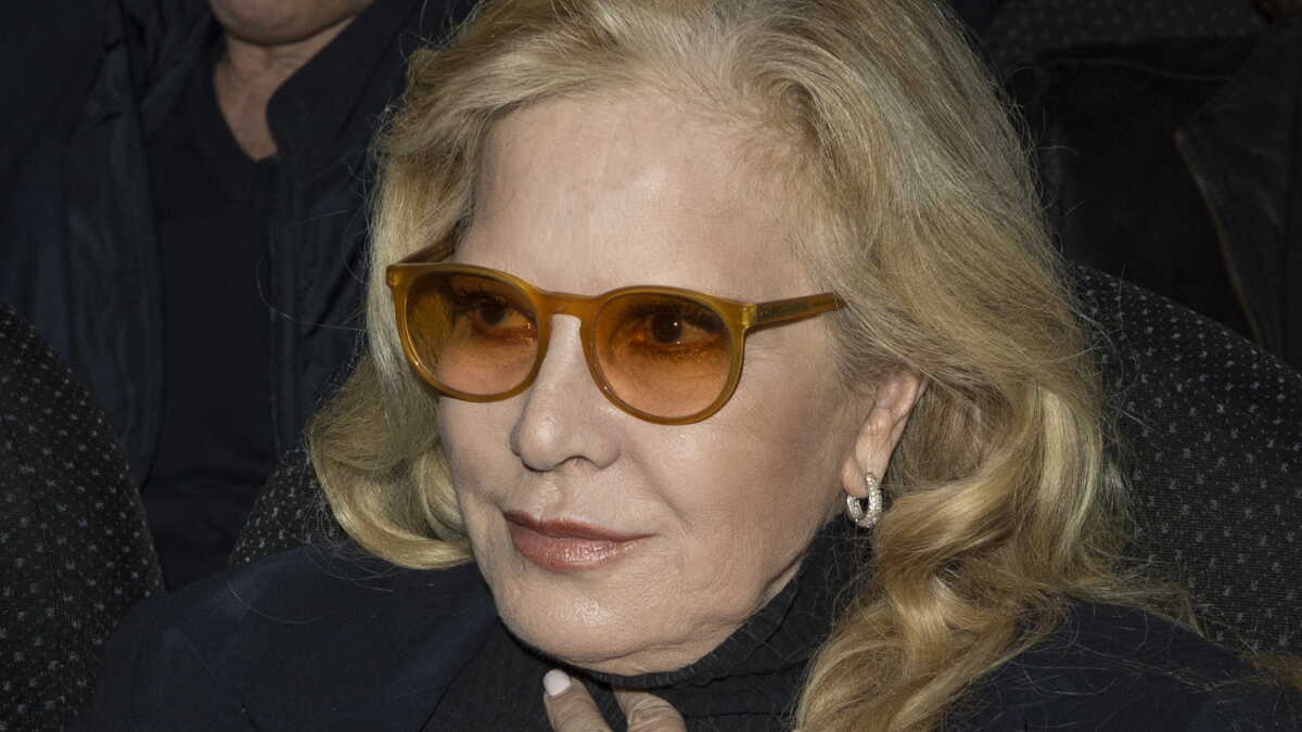 Sylvie Vartan Chirurgie