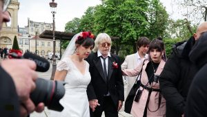 Comment est le fils de Renaud ?