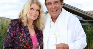 Qui est le Compagnon de Jean-Pierre Foucault ?