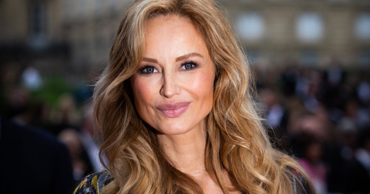 Âge de Adriana Karembeu